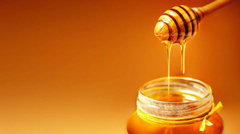 13 روش عالی برای تشخیص عسل طبیعی از عسل تقلبی